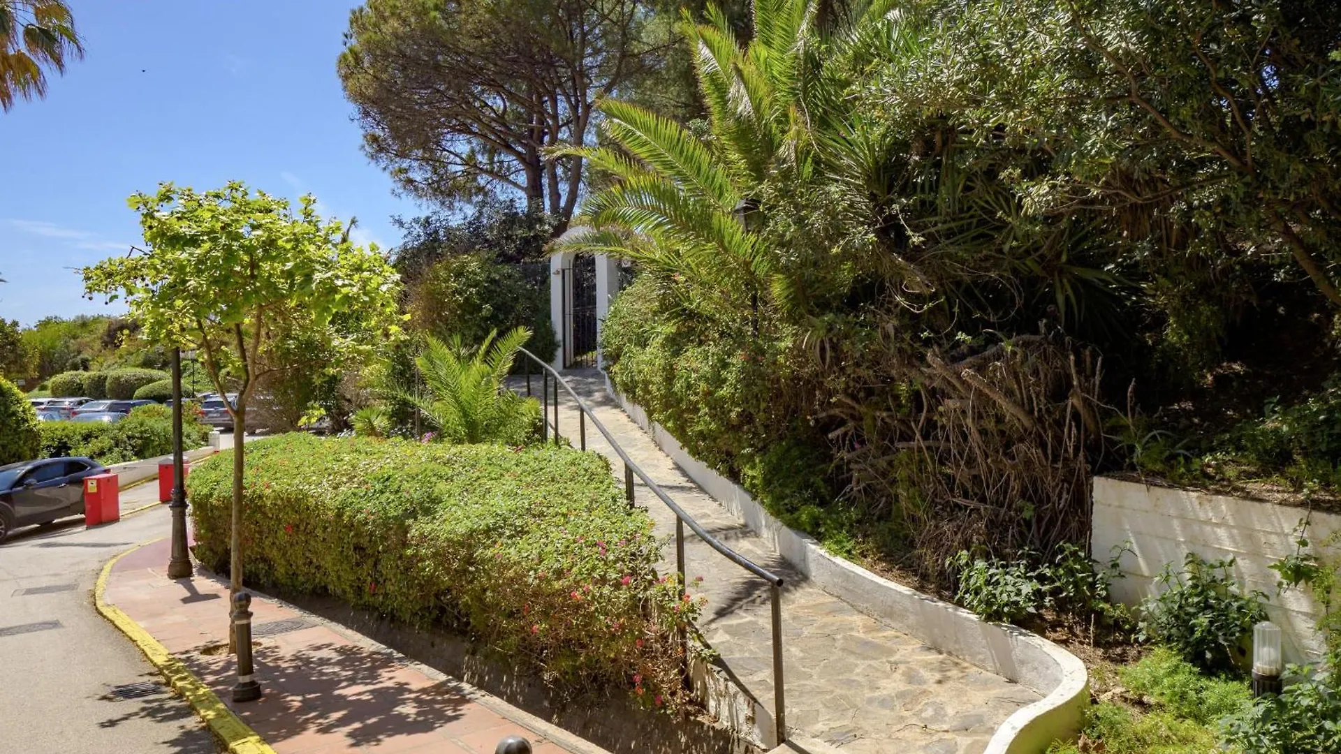 Apartment Cubo'S Estudio Cabopino Port & Parking Marbella Spain
